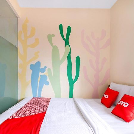 Super Oyo Capital O 1121 Orienchi 2 Otel Cakarta Dış mekan fotoğraf