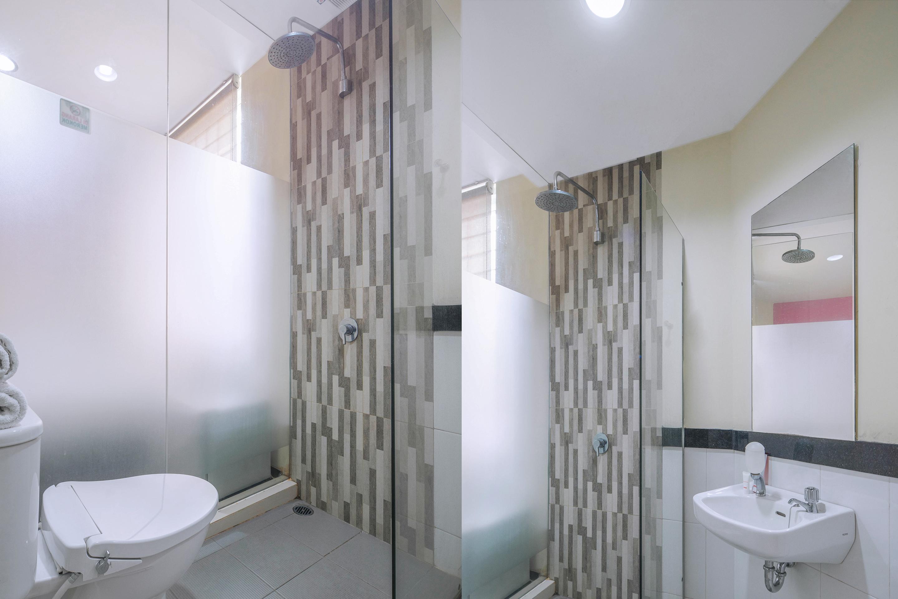 Super Oyo Capital O 1121 Orienchi 2 Otel Cakarta Dış mekan fotoğraf